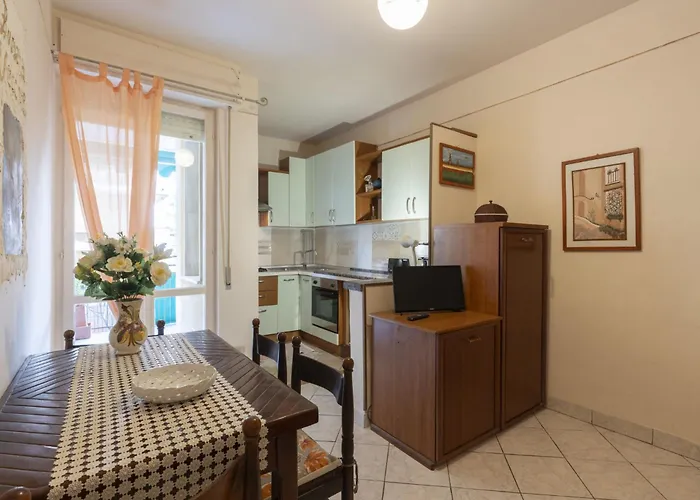 Fulvia By Interhome Lejlighed